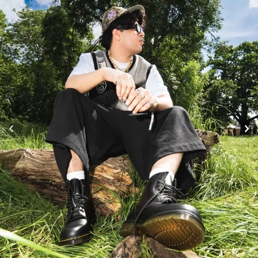 NWT Classic Black Leather Smooth Leather Lace Up Boots Sz US 7